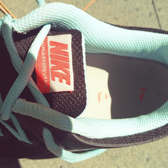 Nike - Picture 6 of 6